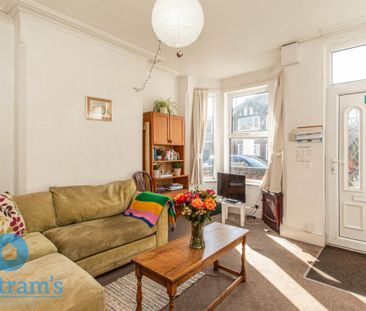3 bed Mid Terraced House for Rent - Photo 1