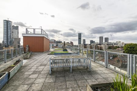 Attractive one bed flat to let in London, E15 1PD - Photo 5