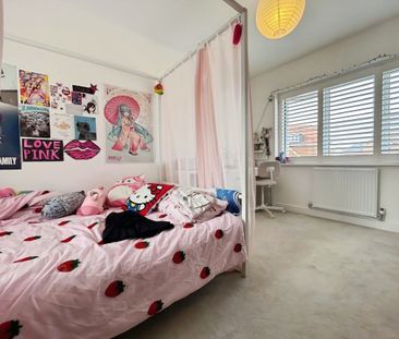 3 bedroom detached house to rent - Photo 4