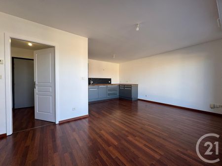 Location Appartement 2 pièces 47m² MONTIGNY LES METZ 57950 - Photo 3