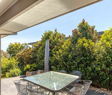 15 Crest Drive, Rosebud. - Photo 6