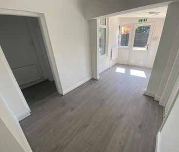 1 bedroom in a house share to rent - Photo 6