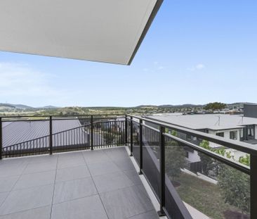 Stylish and Contemporary Design - Photo 2