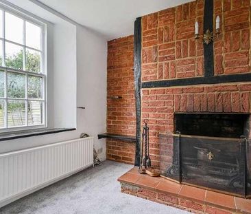 High Street, Chobham, GU24 - Photo 5