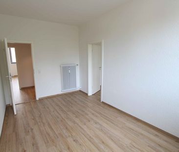 Frisch Renoviert! Helle und freundliche Wohnung, ideal für Paare! - Photo 2