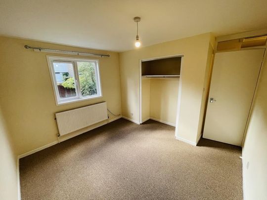 3 bedroom end of terrace house to rent - Photo 1