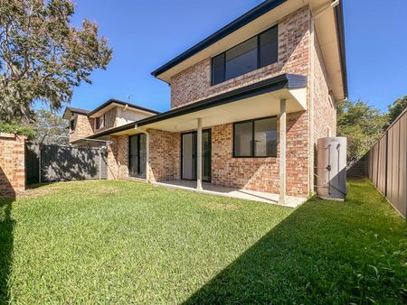 Home For Rent - Photo 3