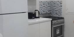 One Bedroom Apartment in Yonge-Eglinton Available for Rent Immediately - Photo 2