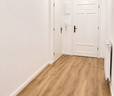 Apartment for rent, 2+kk - 1 bedroom, 69m - Photo 4