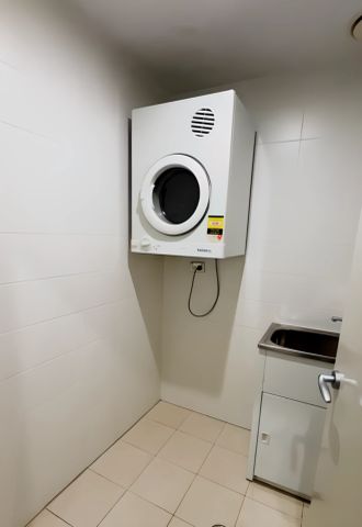 2 bed 2 bath - Photo 3