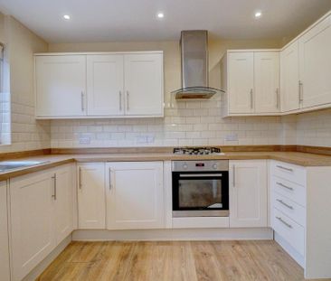 3 bedroom terraced house to rent - Photo 1