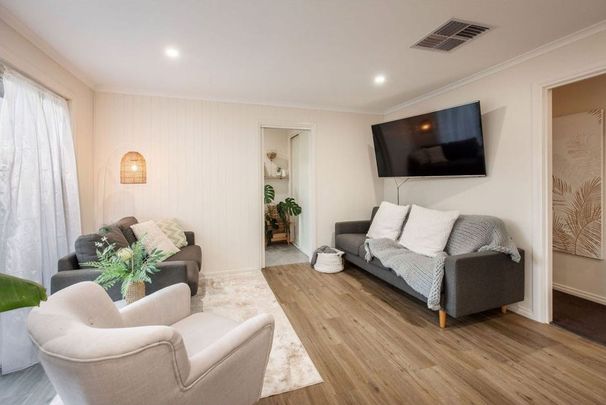 THE COMPLETE PACKAGE IN PRIME WODONGA LOCATION - Photo 1