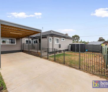 Charming Corner Block Home in California Gully - Photo 5