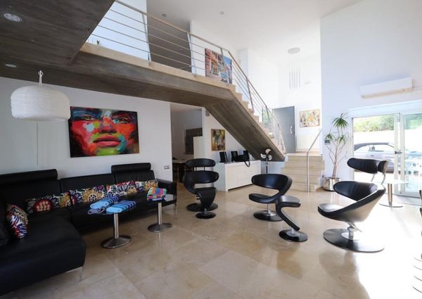 Villa de lujo en Dehesa de Campoamor . Temporada larga.
