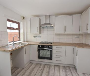 2 bedroom terraced house to rent - Photo 6