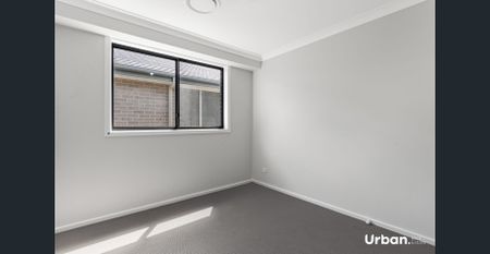 Spacious Family Home in Leppington - Photo 3