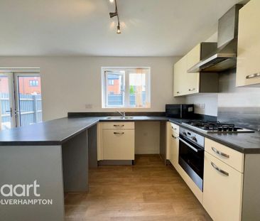 4 bedroom detached house to rent - Photo 3