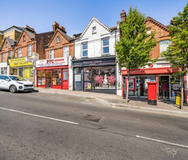 3 bedroom apartment to rent - Photo 1