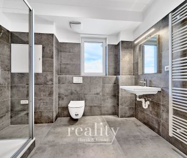 Pronájem bytu 1+kk a garsoniéry 38 m² - Photo 3