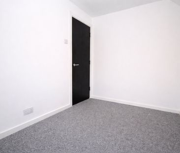 Holmesdale Road, London, SE25 6PP - Photo 3