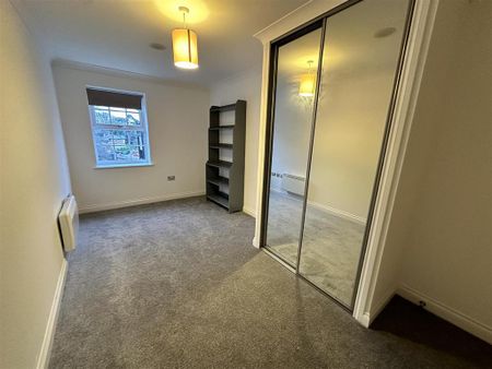 2 bedroom apartment to rent - Photo 3