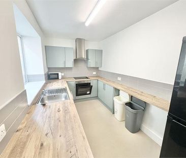 3 bedroom house share to rent - Photo 4