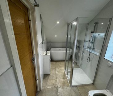 1 bedroom in a house share to rent - Photo 5