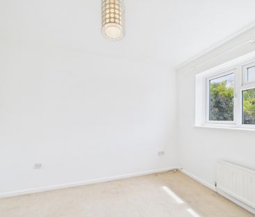 Camberwell Road, Cheltenham, Gloucestershire, GL51 - Photo 3