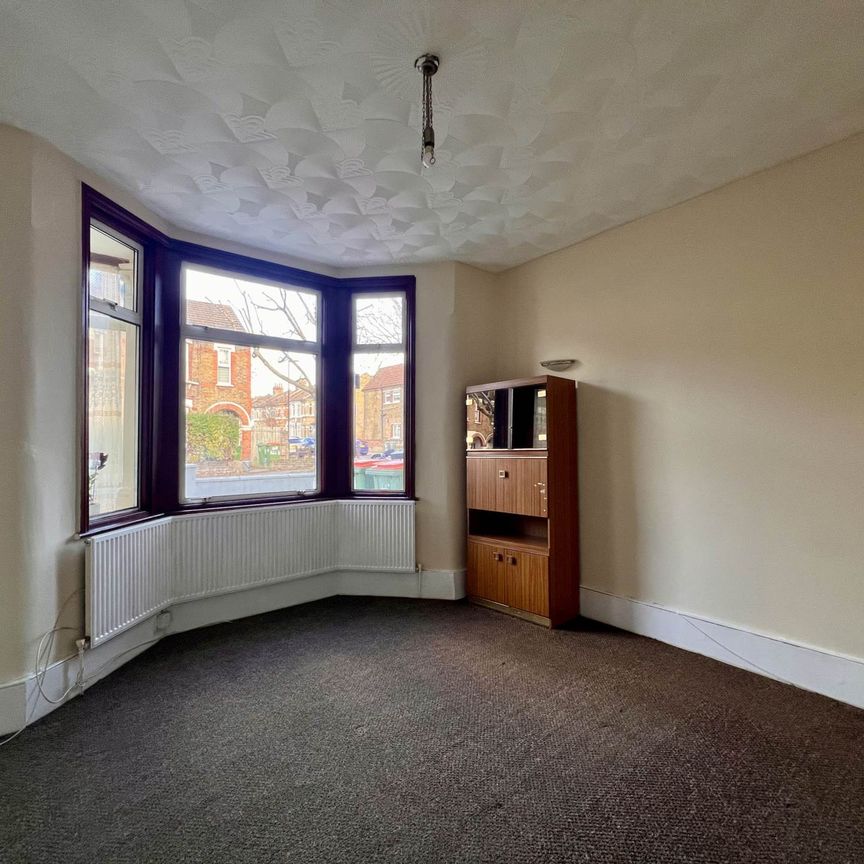Guide Price £3,300 pcm - Available Now - Unfurnished - Photo 1