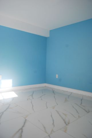 For Lease - 593 Ridgeway Avenue, Oshawa, Ontario - Photo 2