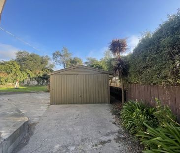 Charming 3‑Bedroom Home in Newborough - Photo 5