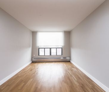 800 Richmond Street West - Photo 1