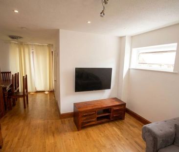 2 bedroom property to rent - Photo 2