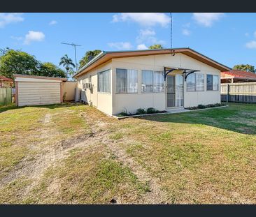 108 Moreton Terrace, Beachmere, Qld 4510 - Photo 2