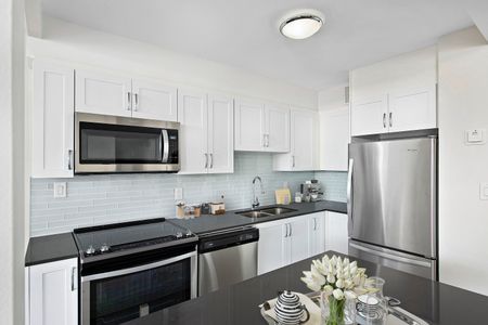 Kennedy Road Apartments - Photo 3