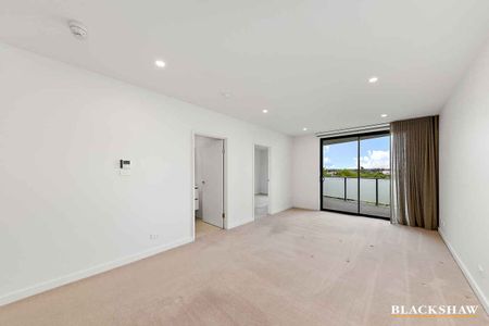 Sunny spacious two bedroom apartment - Photo 5