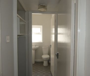 Lytham Road Flat 2 - Photo 5