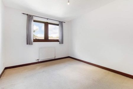 Moodie Court, Kilmarnock - Photo 3