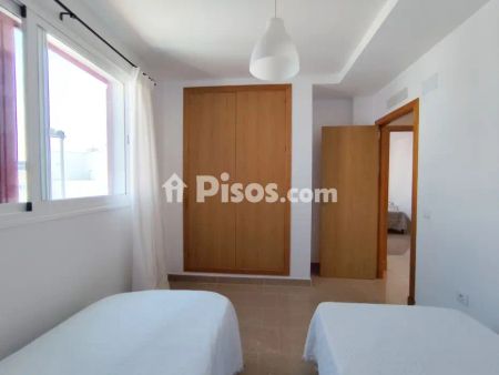 Chalet en alquiler en El Pino-Bajo de Guía - Photo 5