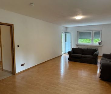 Helle und sehr gepflegte, 4 Zimmerwohnung mit 2 BÃ¤dern, Garage, Au... - Photo 1