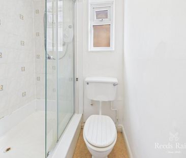 4 bedroom terraced house to rent - Photo 6