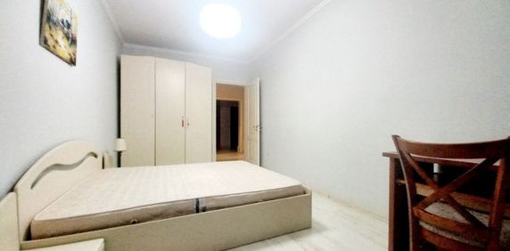 Apartament cu 2 camere de inchiriat in zona Aparatori Patriei - Fotografie 2