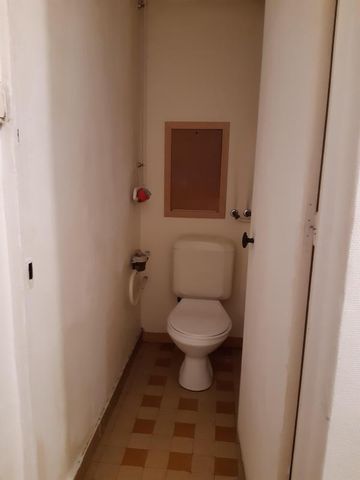 TYPE 2 23 RUE DES CHARMILLES - Photo 5