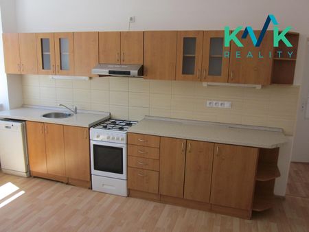 Pronájem bytu 3+1 73 m² - Photo 3
