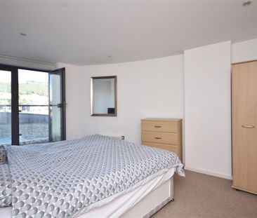 South Quay, South Quay, SA1 8AL, The Marina - Photo 2