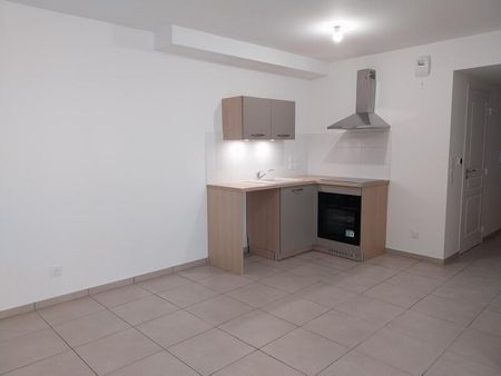 Location Appartement 2 Pièces 45 m² - Photo 2