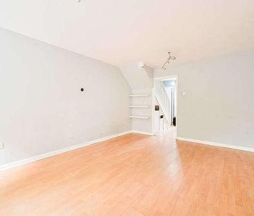 Abbeyfields Close, West Twyford, NW10 - Photo 1