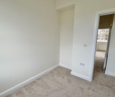 2 bedroom Spacious Two Bedroom Apartment to rent - Photo 4