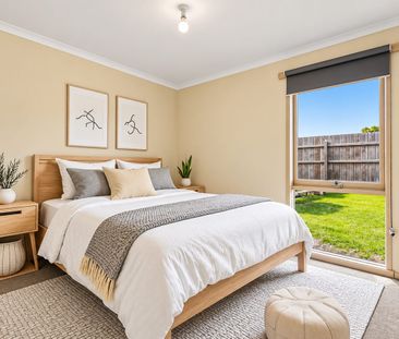 Fresh New Kitchen, Three Bedrooms & Ensuite – Family Living Made Easy - Photo 3