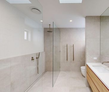 4 Bedroom Wonder! - Photo 5